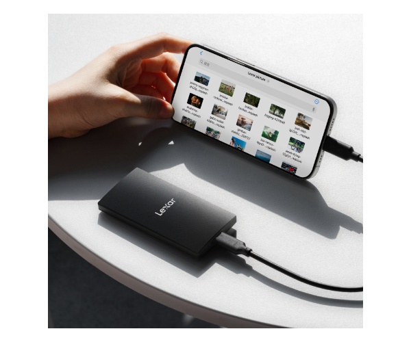 Lexar SL300 Portable SSD LSL300001T-RNBNG — 2