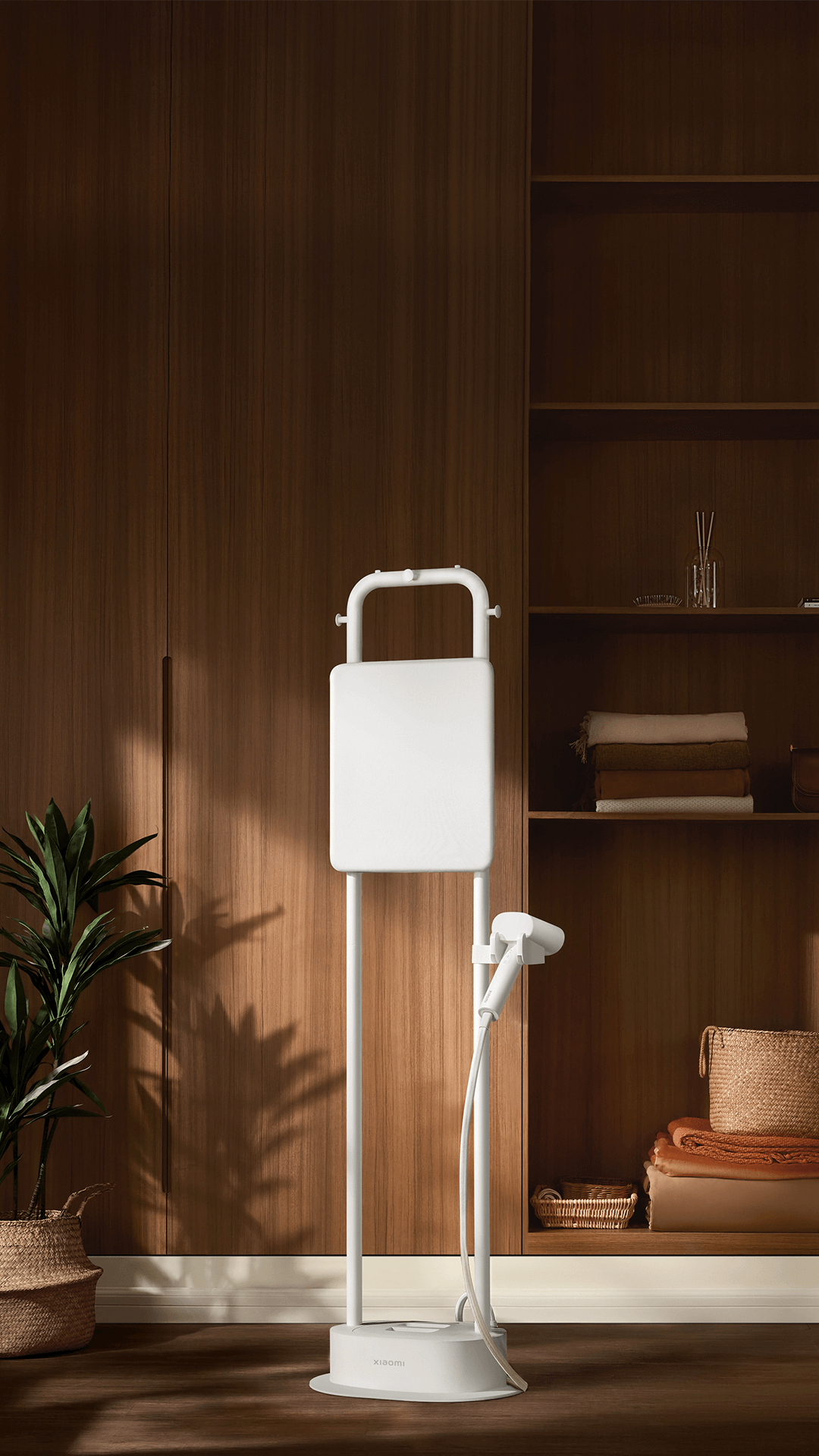Standing Garment Steamer